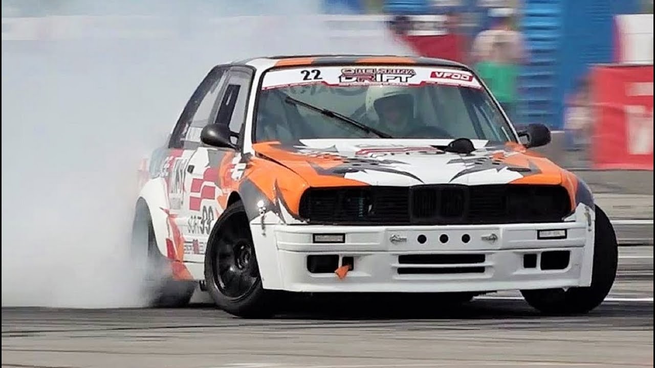 BMW E30 - Awesome Drift