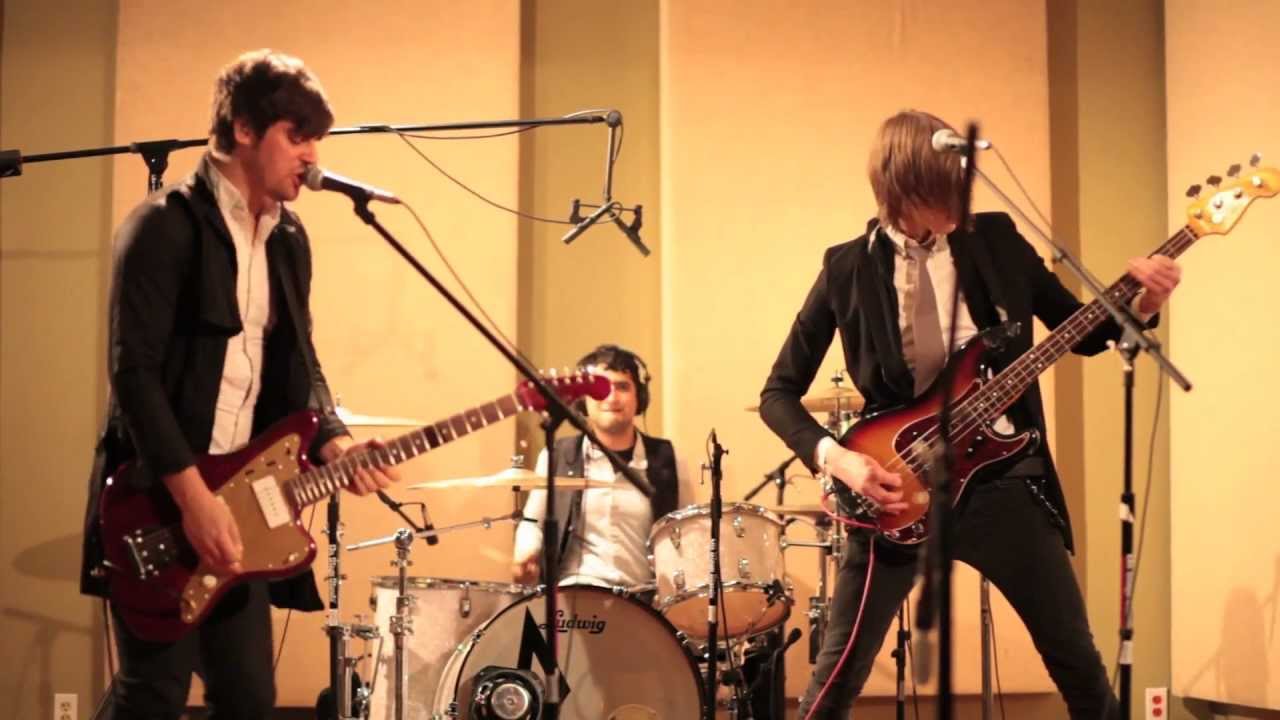 Lights Resolve - With the Pieces (Stadium Red Sessions: Live)