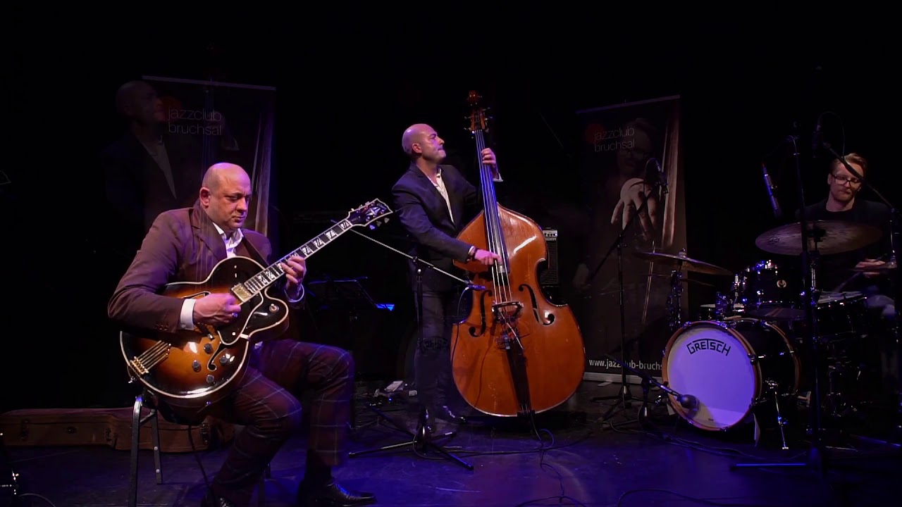 Django Reinhardt - Le soir, by Wawau Adler, Joel Locher, Michael Mischl