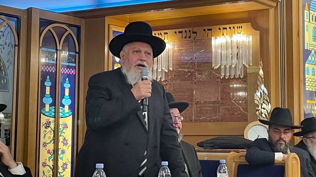 C&eacute;r&eacute;monie remise de dipl&ocirc;mes en Halakhot de Mikvaot &agrave; la Grande Synagogue de Cr&eacute;teil