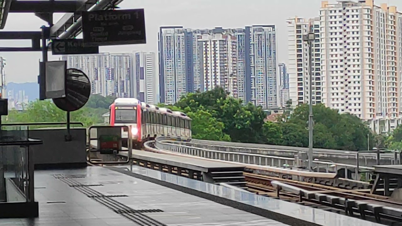 [LRT Sri Petaling Line] Train approaching Kinrara BK 5 Station