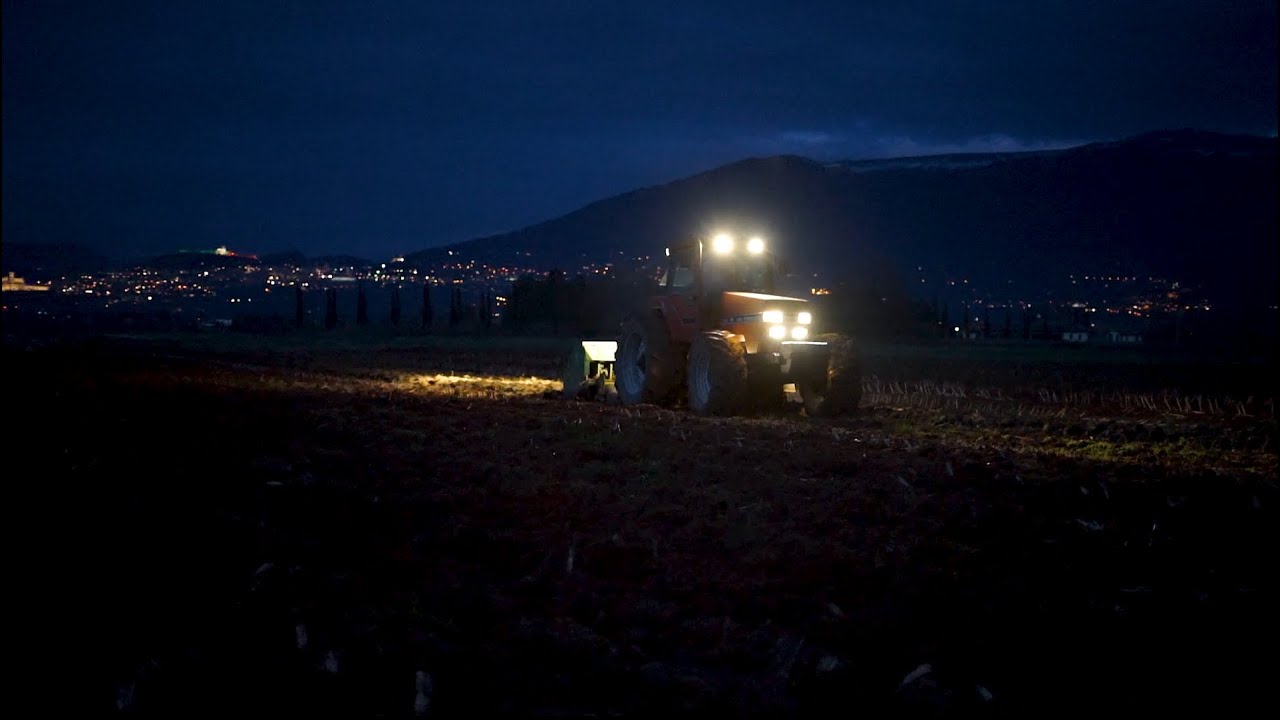 [Night Work] Vangatura con Case Magnum 7120 e spargimento letame con Valtra 6750 | Pure Sound