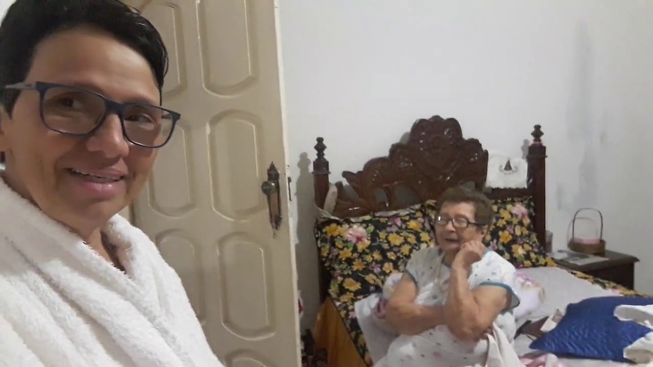 EU MERMO NÃO QUE NÃO TÔ CHOCADA, EU NÃO SOU GALINHA.😂😂😂😂😂