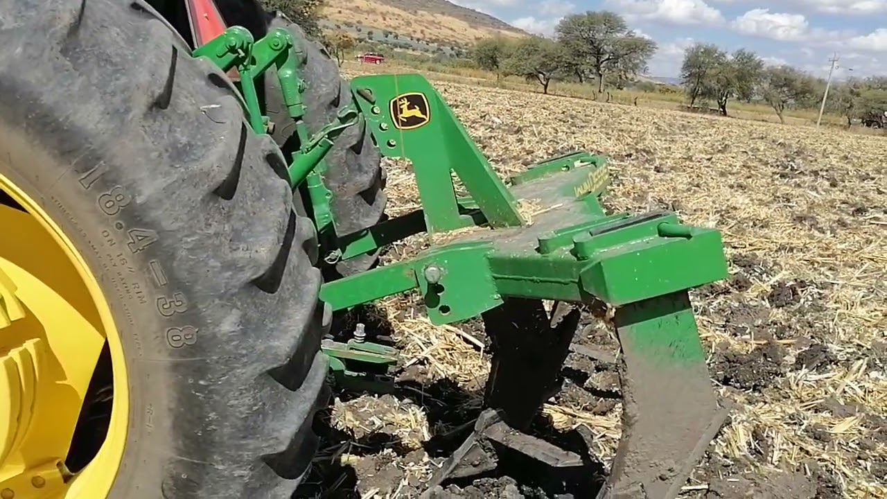 Subsuelo con aletas y las preventas de las semillas 🚜