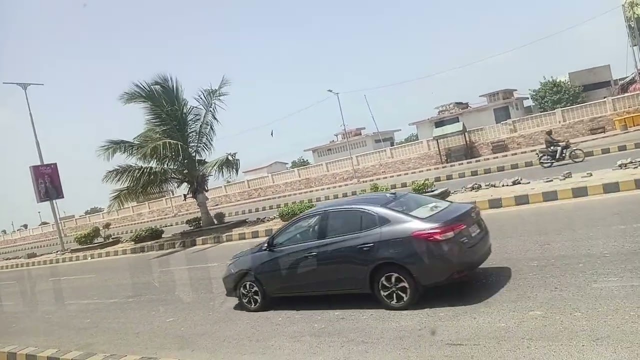 Karachi Sea View McDonald's & KFC | Epic Road View 🌊🍔  