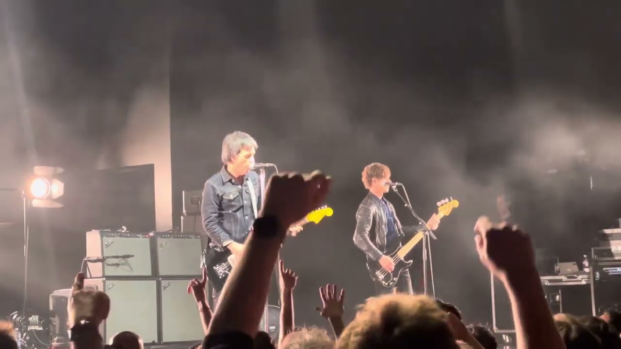 Johnny Marr - This Charming Man live 