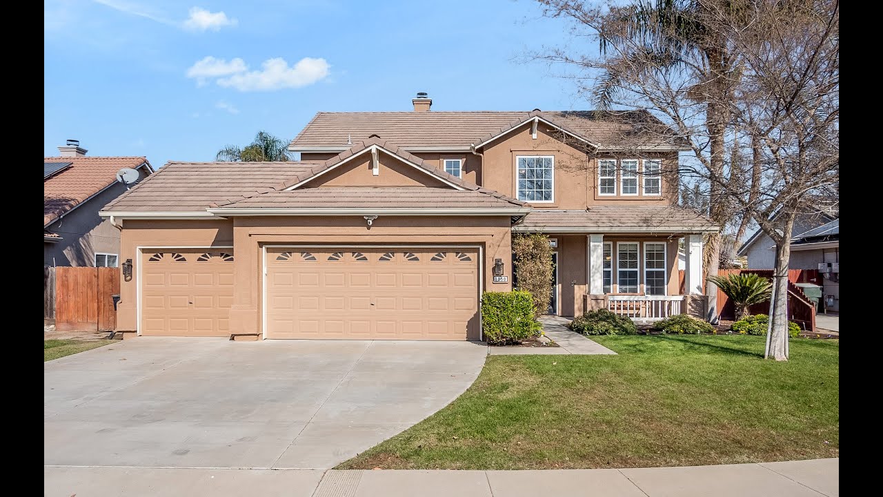 SOLD | Hanford Exclusive | 1050 W  Windsor Ct Hanford, CA 93230