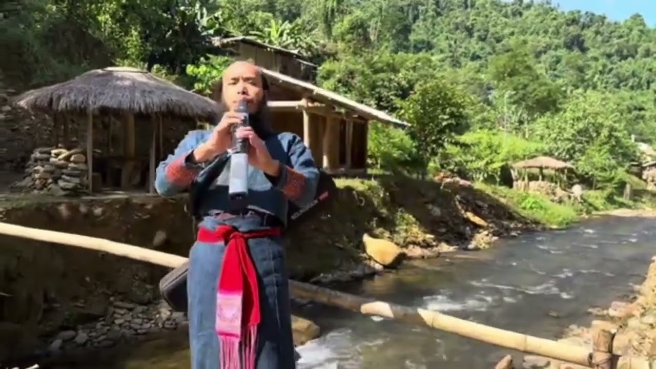 Vaj neeb tshuab raj nyob chaw ua si huổi Nhả 