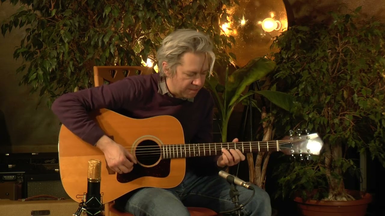 Guild D-35 NT from 1976 presented by Tobias Hoffmann @VintageGuitarOldenburg