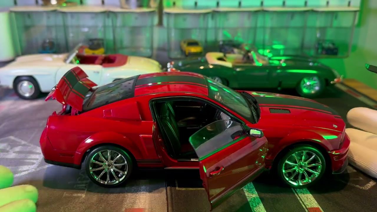 1:18 2008 Shelby GT 500 Super Snake by Shelby Collectibles [Unboxing]