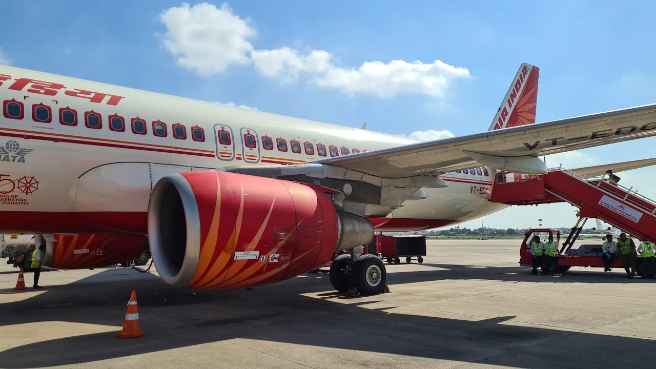 Flight Report | Flying Air India's A320 from New Delhi (DEL) to Ahmedabad (AMD) | Economy Class