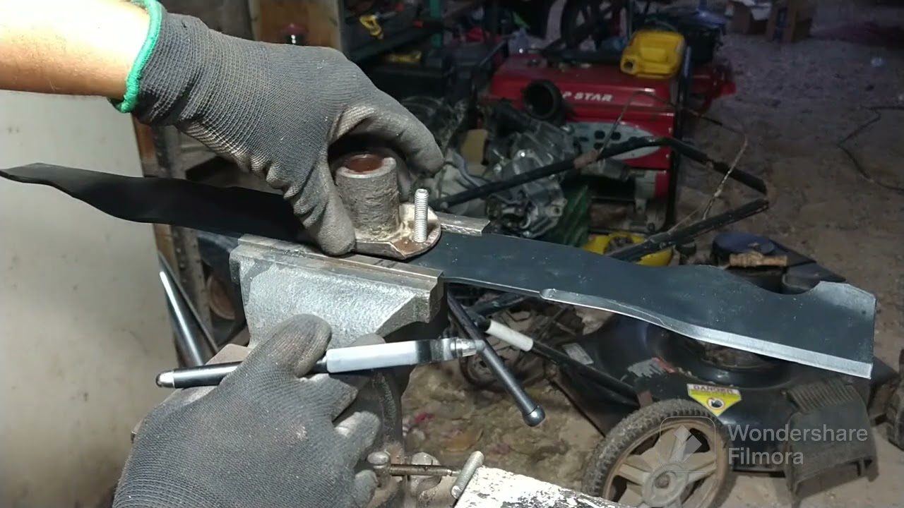 cómo reparar una base de cuchilla de podadora