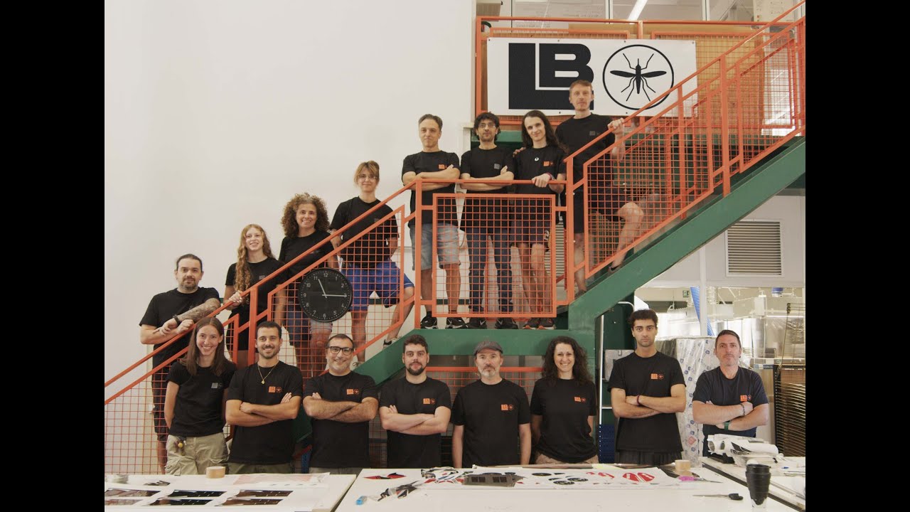 Inside Labelbike® – Tour della fabbrica adesivi moto 3D | Conosci il team