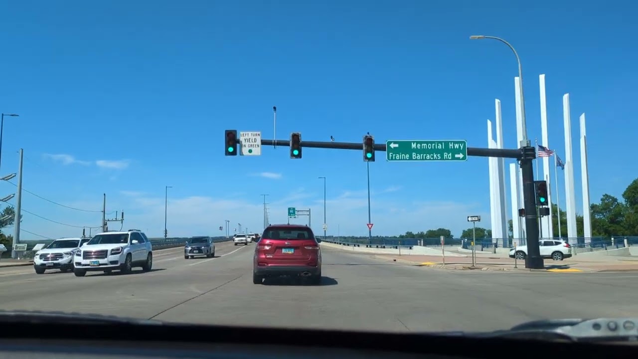 Bismarck Mandan shitty driving video