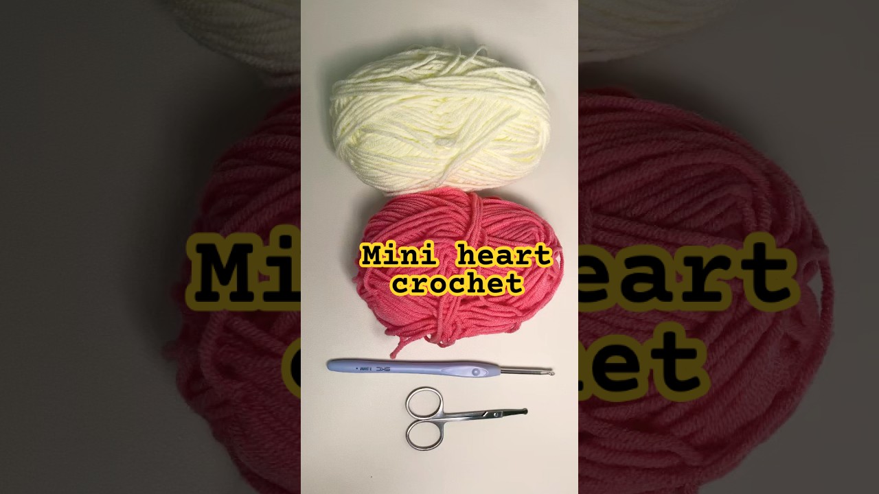 Crochet mini heart 