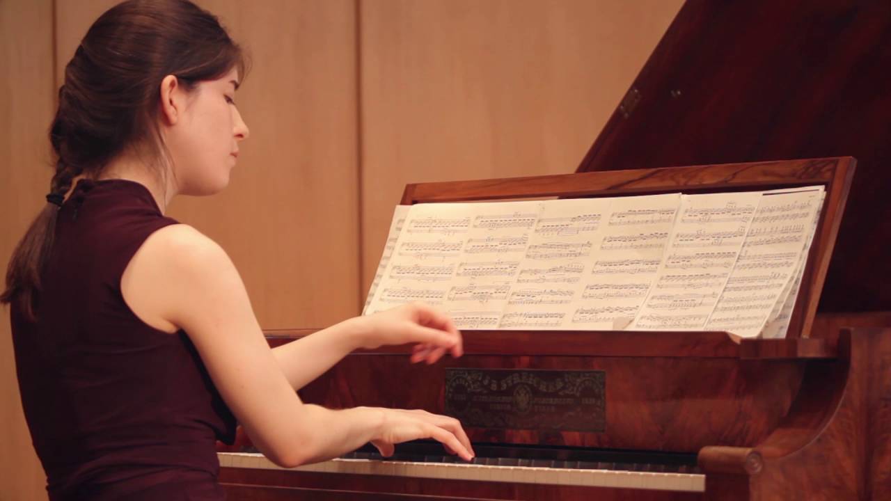 F. Schubert - Impromptu in F minor D 935 op. posth. 142 no. 1 / Piano: Sharon Prushansky