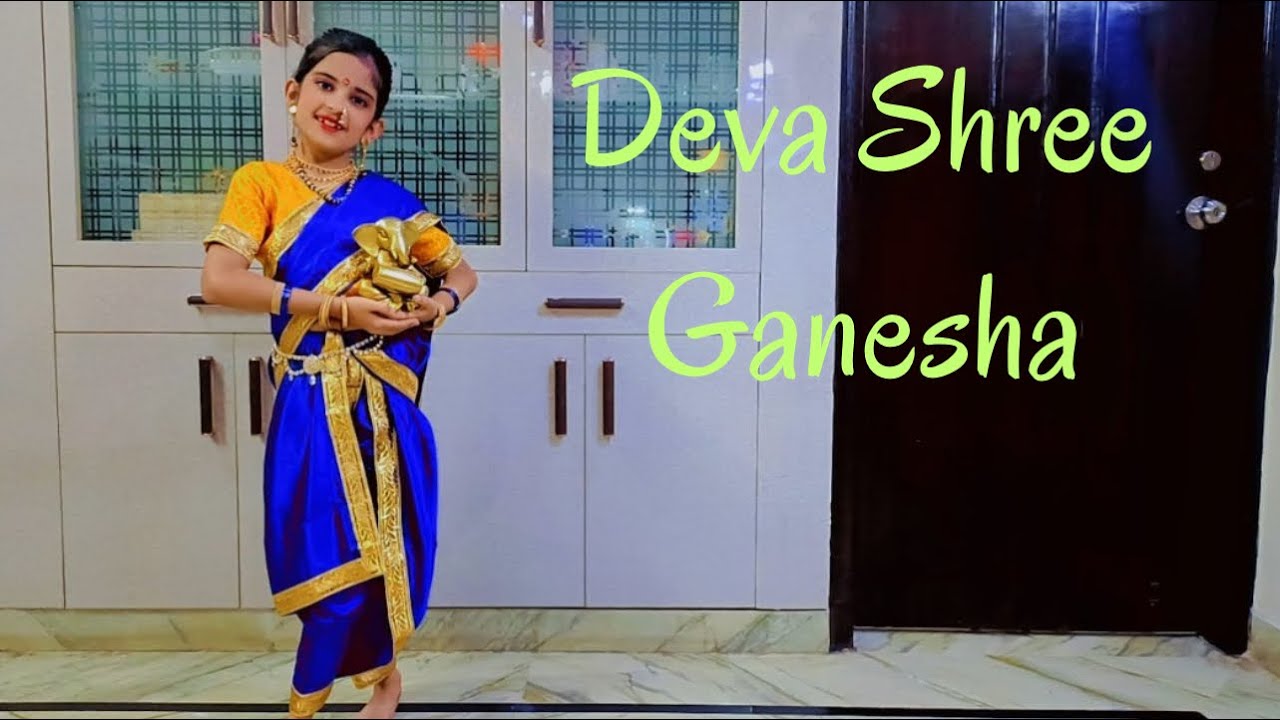 Deva Shree Ganesha  | Ganesh Chaturthi Dance | Priyanka Chopra & Hrithik | Agneepath