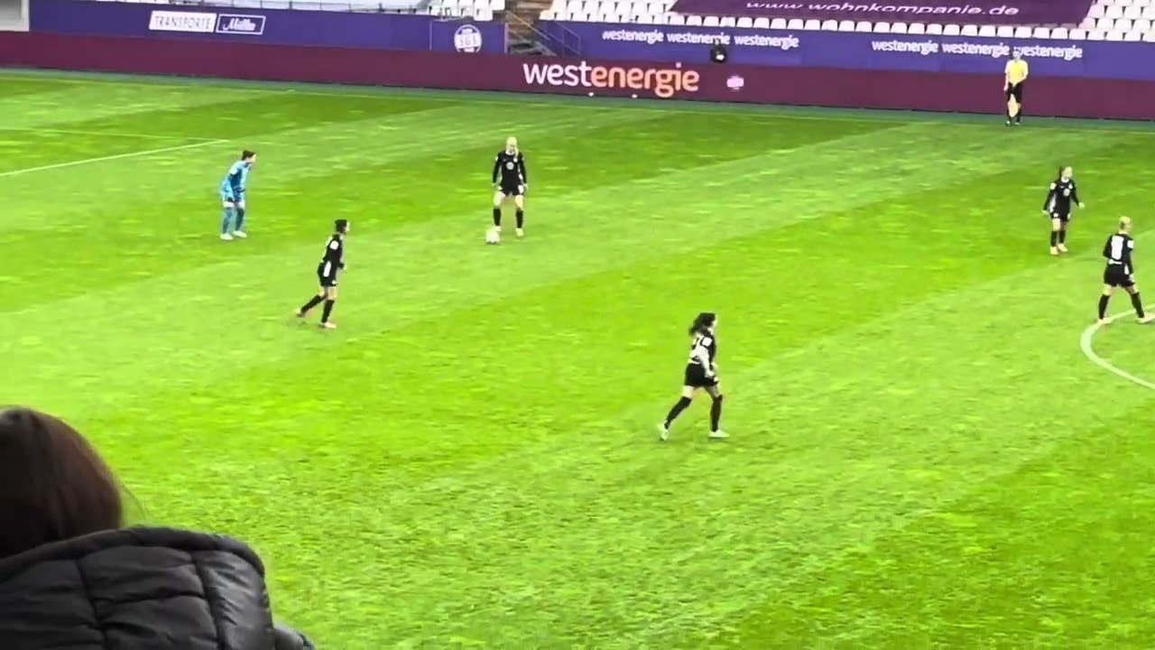 Wolfsburg Frauen Weltklasse:  SGS ESSEN - VFL WOLFSBURG FRAUEN 0-8 ( 4-10-2025