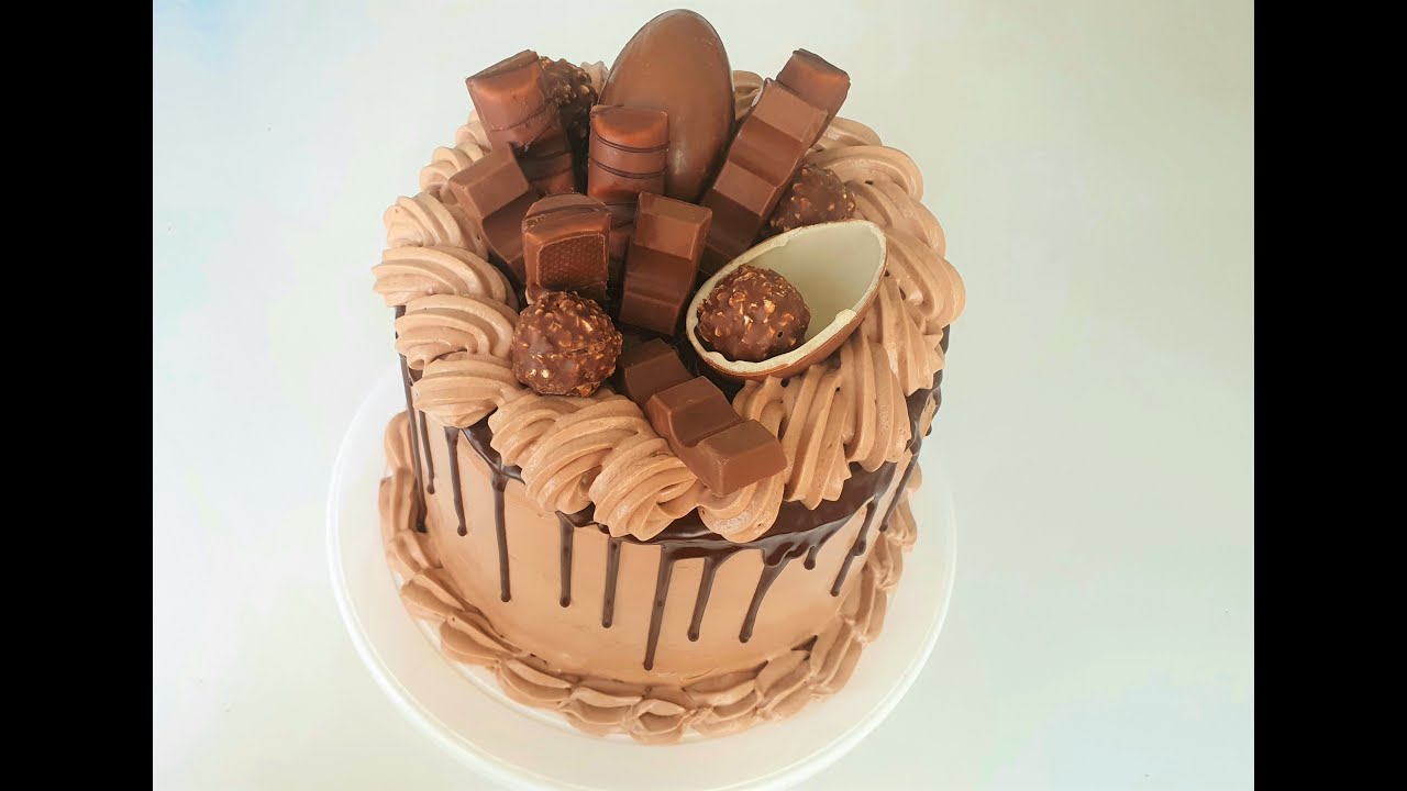 Mon Layer cake au Kinder Bueno😍  كعكة طبقة مع كينر بوينو😋