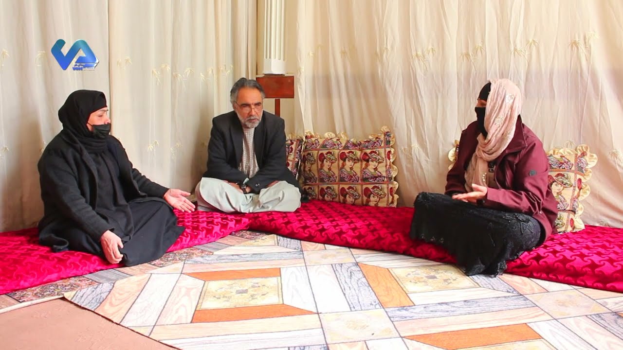 نمایش(زن گرفتن به پول خشو نمیشه)