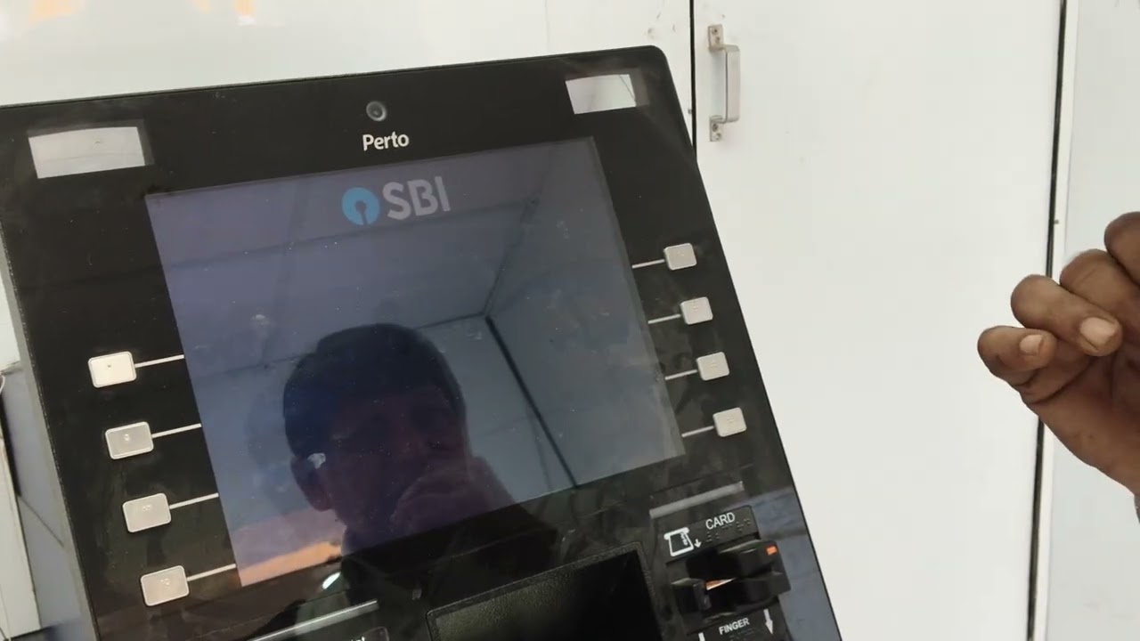 ATM se pase nikale 