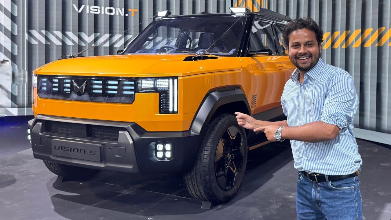 Mahindra ने बना दी mini-Defender! | Vision S Sub-4M SUV | Walkaround In Hindi