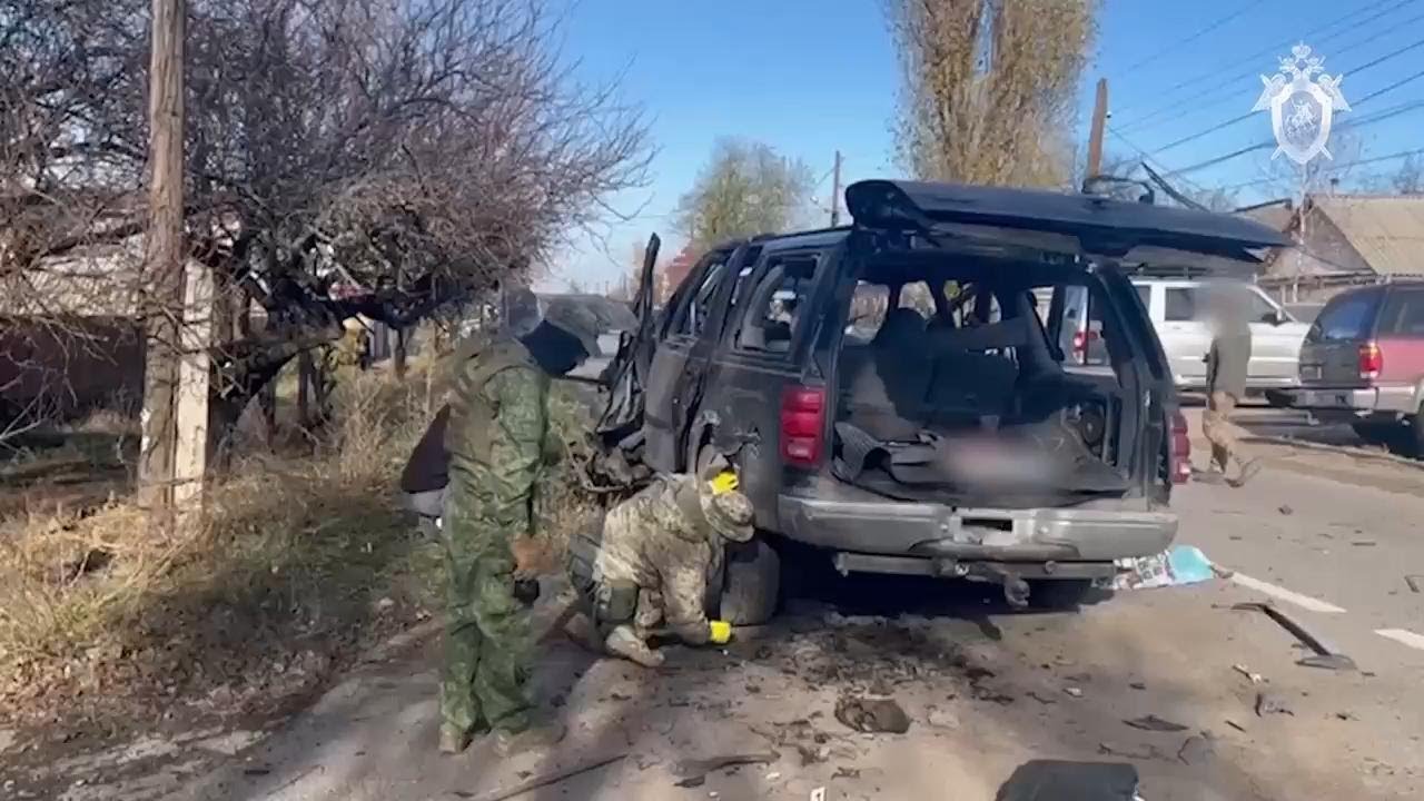 As war rages, EU recommends Ukraine be allowed to open membership talks