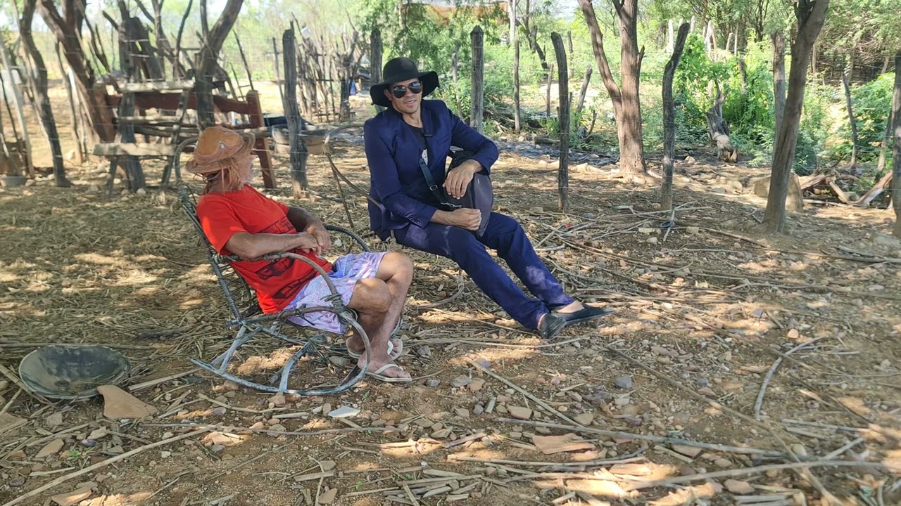 XicoPrefeito contando como arrancou quebra-molas de paulo Afonso com a moto