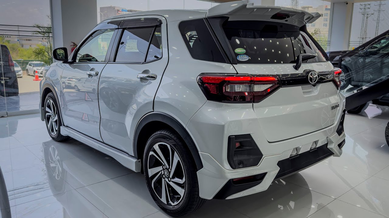 2025 Toyota Raize Z - Interior and Exterior Walkaround