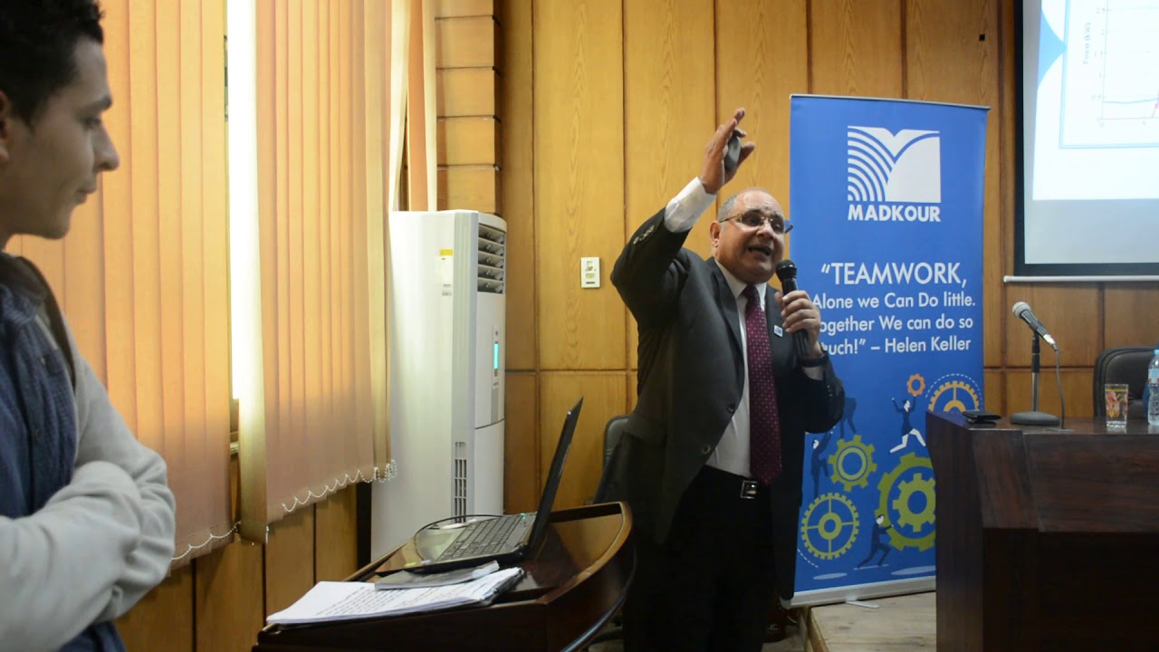 جانب من محاضرة دكتور مصطفى مدكور لطلبة كلية هندسة - جامعة طنطا 7