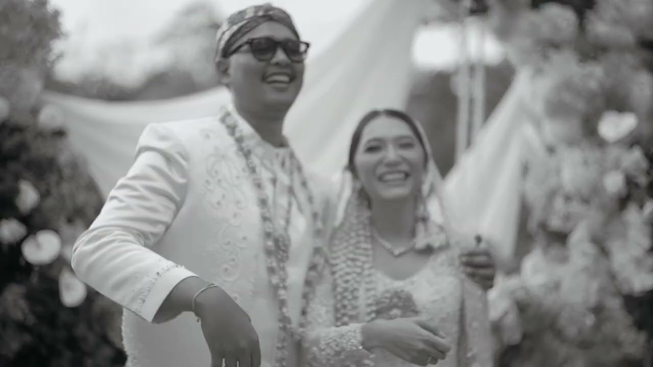 Pernikahan Adat Jawa Modern di Pinggir Danau, Felfest UI - The Wedding of Avininda & Thanta - Full