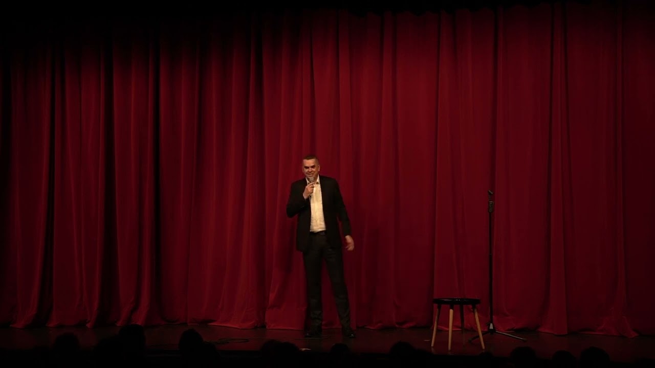 Komičar Saša Turković: Filozofski i Vesna