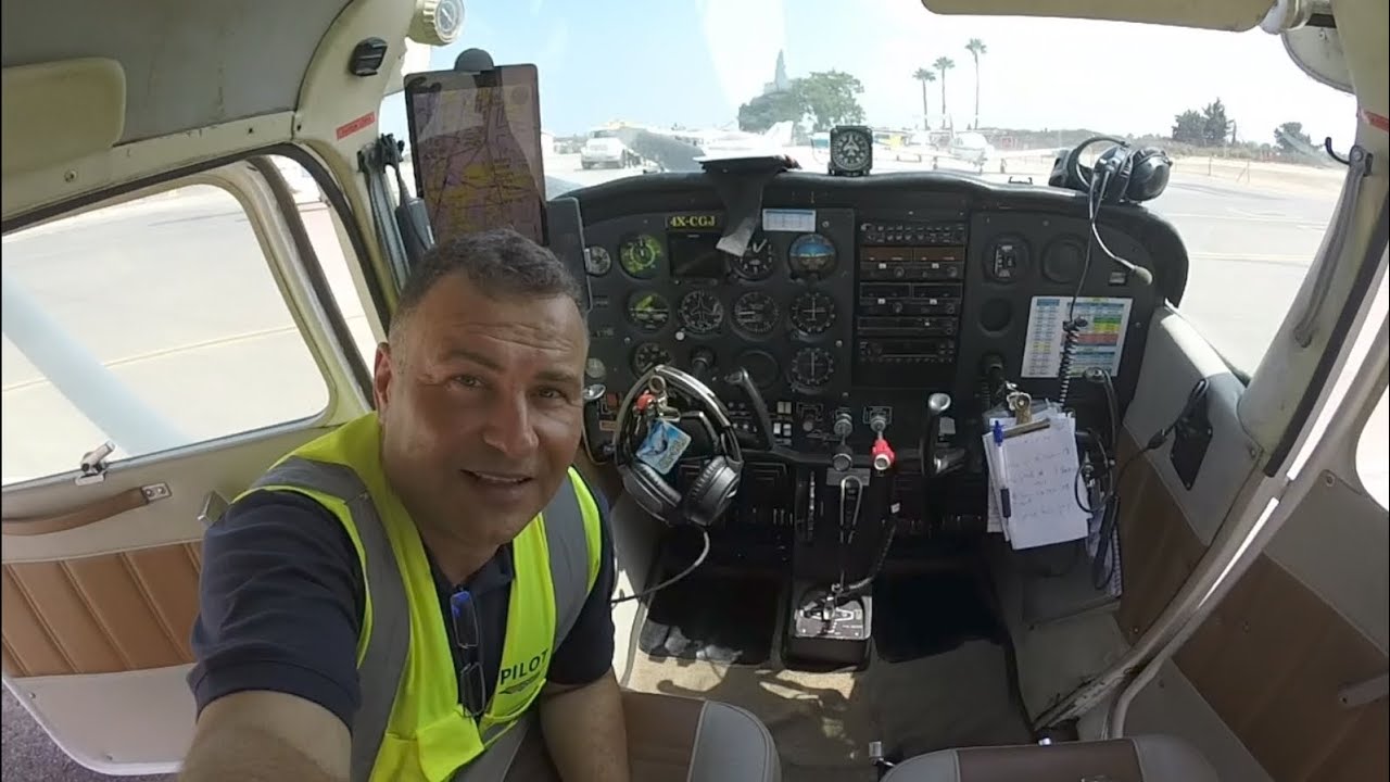 שדה התעופה הרצליה  - אימון מסחרי ניווט גובה נמוך ונחיתות - 170823