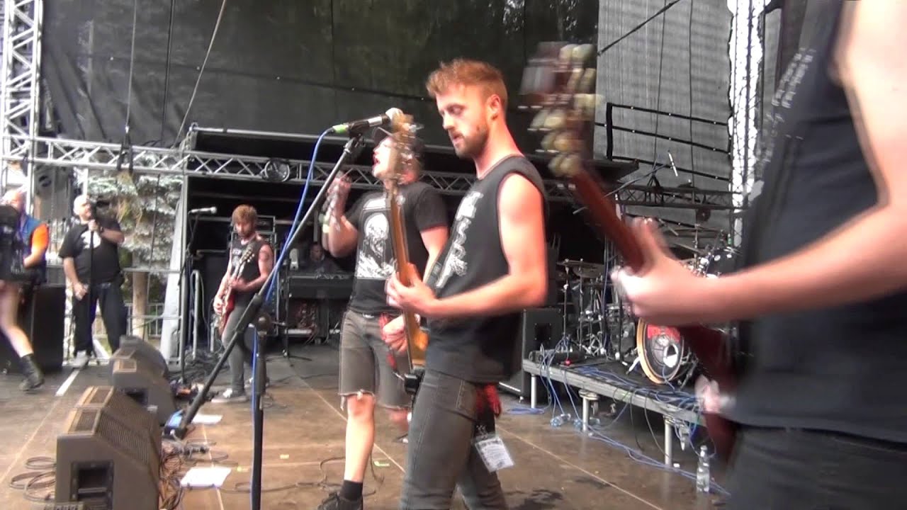 FREDAG DEN 13:E Live At OBSCENE EXTREME 2015 HD
