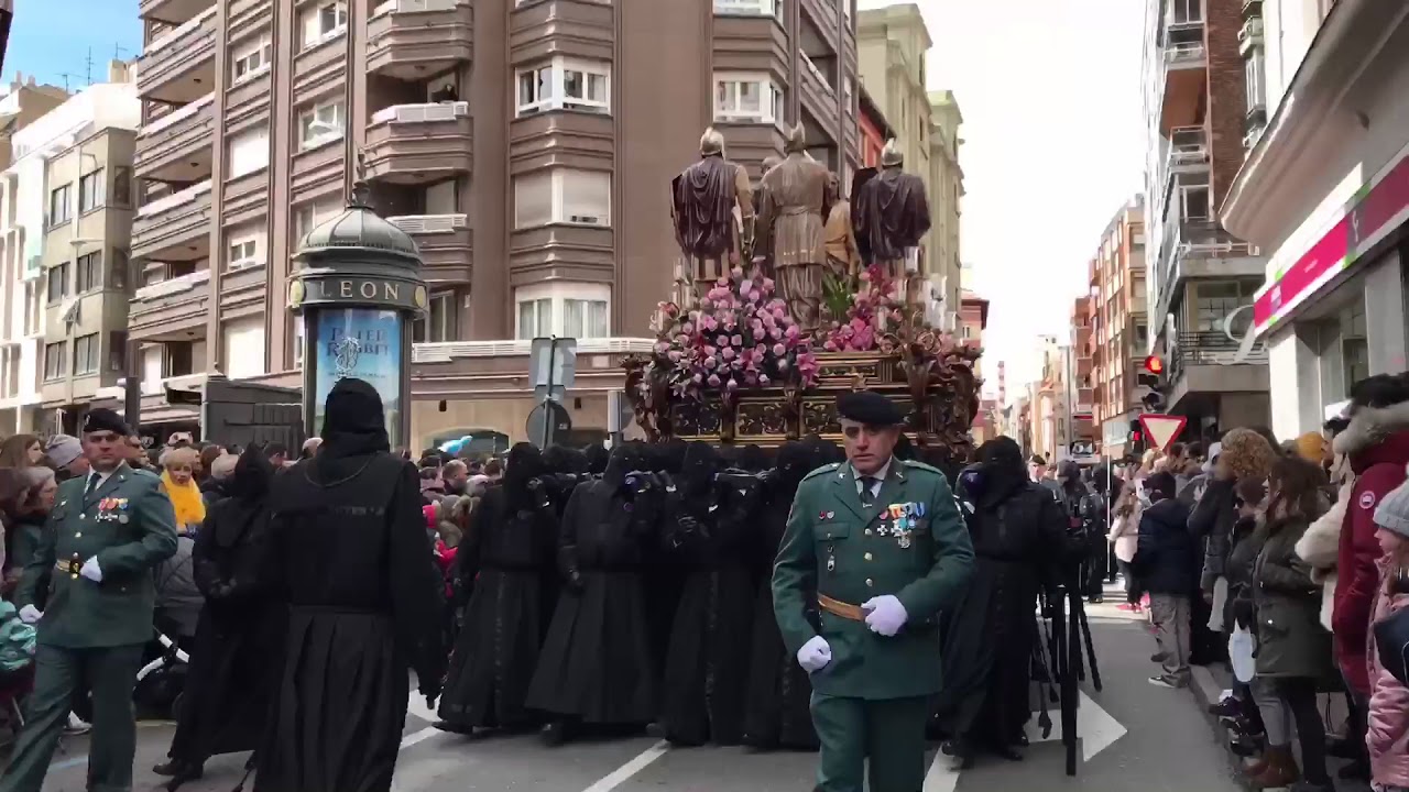 Procesión de los Pasos León 2018🦁