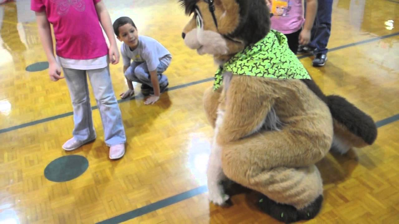 Kewlie and Renegade go to School