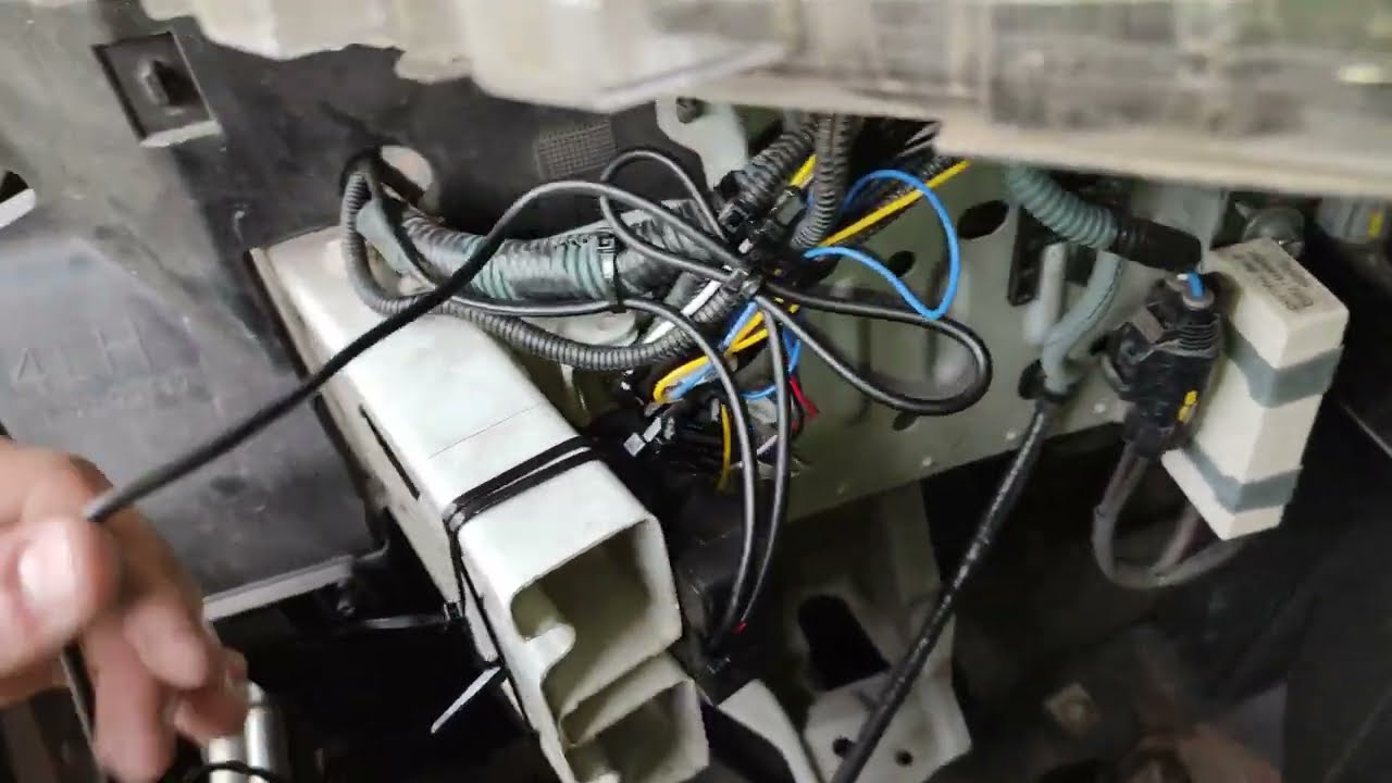 Yaris XLS - Instalando o DRL no para-choque !!!