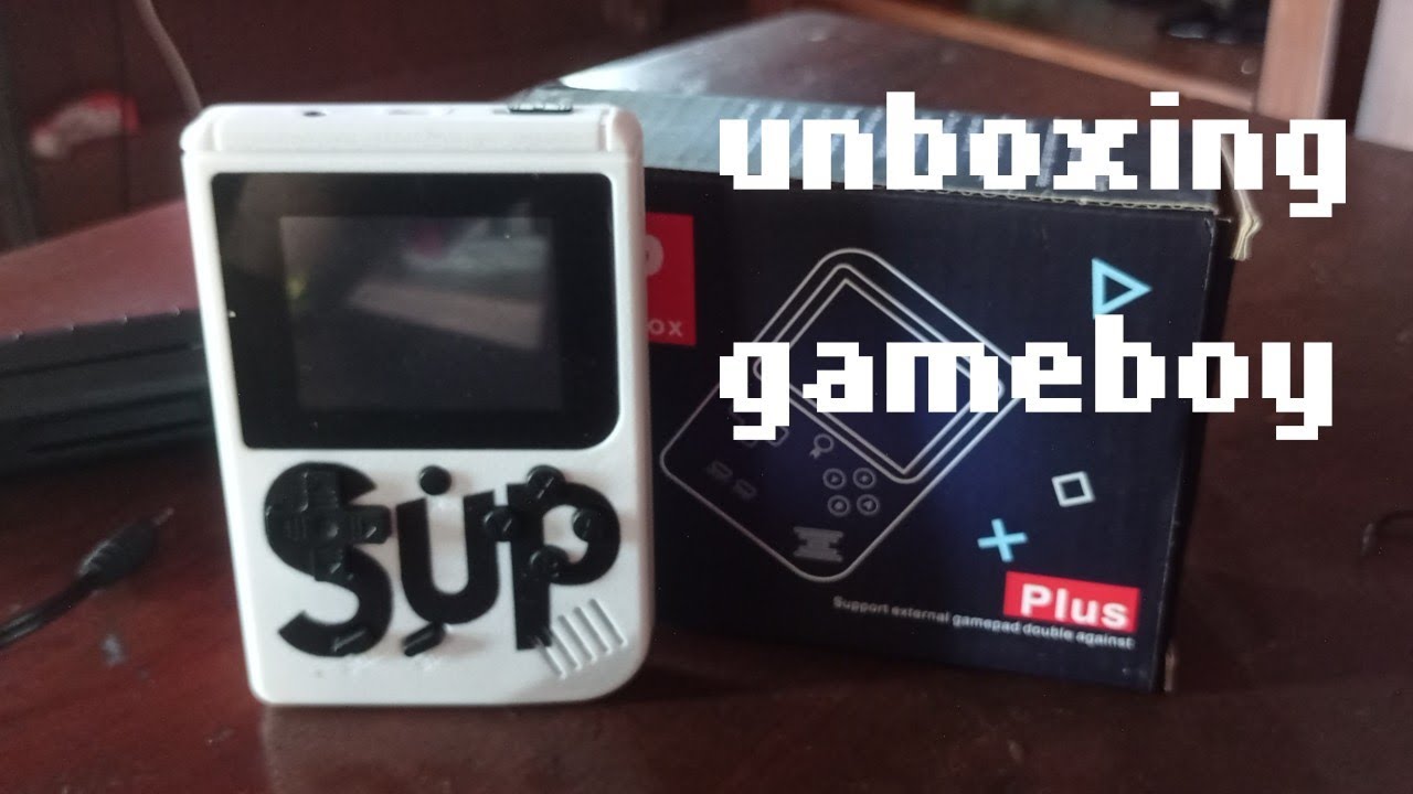 Unboxing gameboy