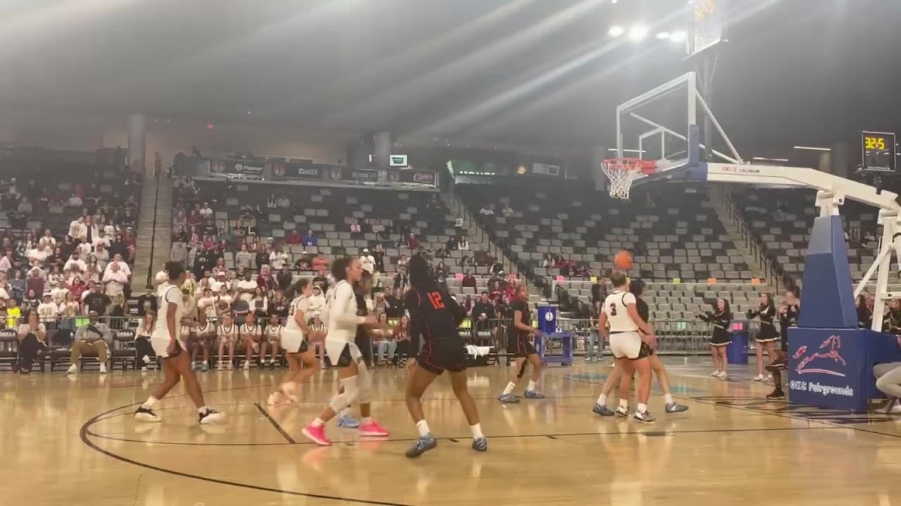 Watch Lincoln Christian celebrate repeating as 4A girls state champions