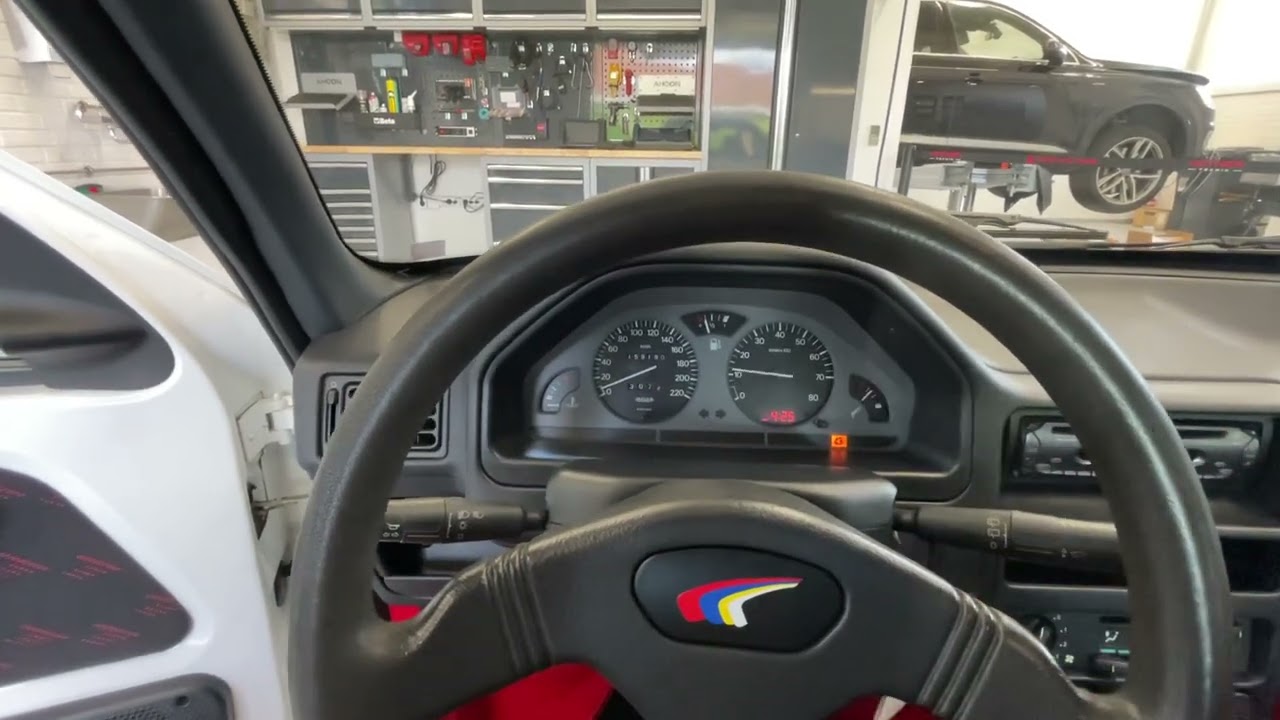Original 1994 Peugeot 106 Rallye startup and walk around
