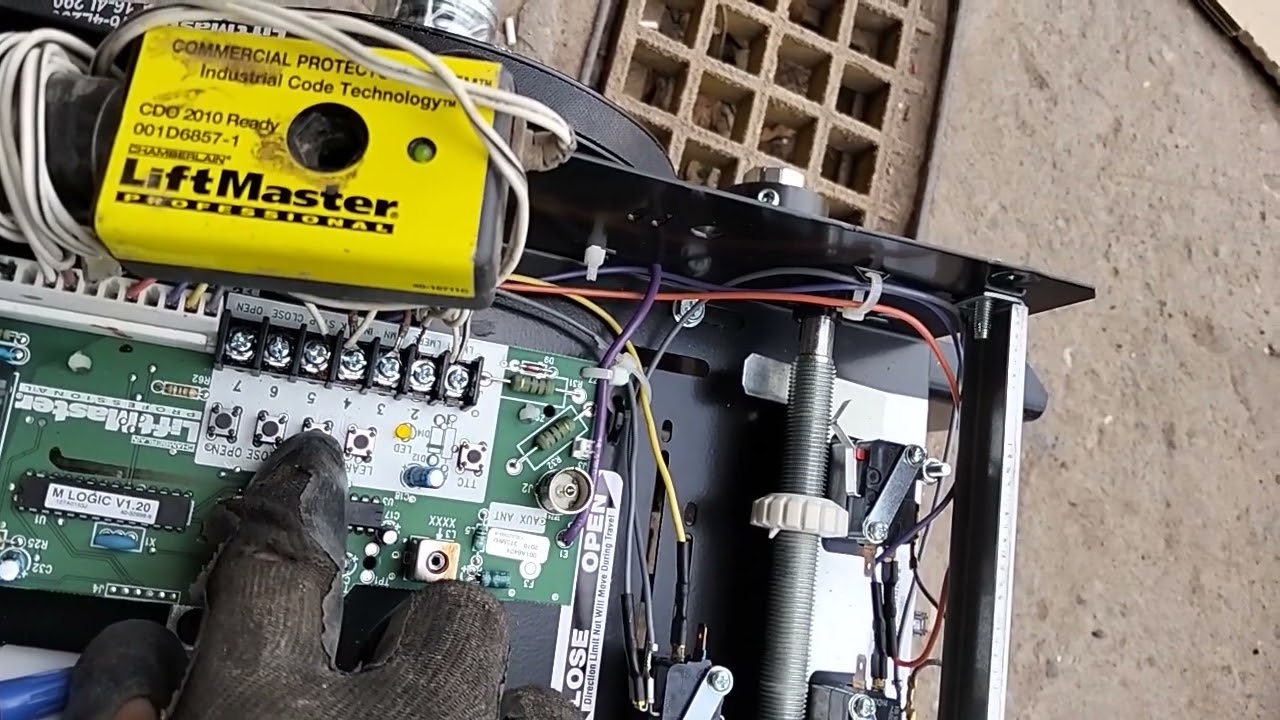 PROGRAMACION DE TIEMPO DE CIERRE  AUTOMATICO (TTC)A MOTOR LIFMASTER MH5011 PARA  PUERTAS AUTOMATICAS