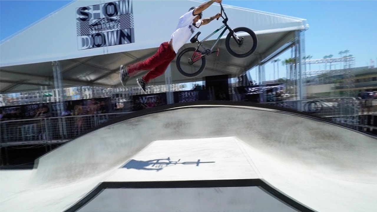 CRAZY BMX CONTEST ON THE BEACH!!