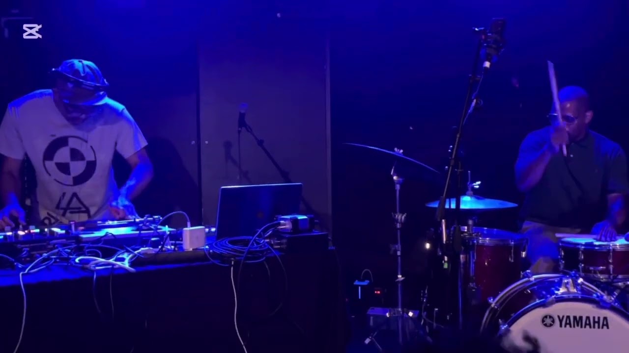 Karriem Riggins & J.Rocc - live in Barcelona 