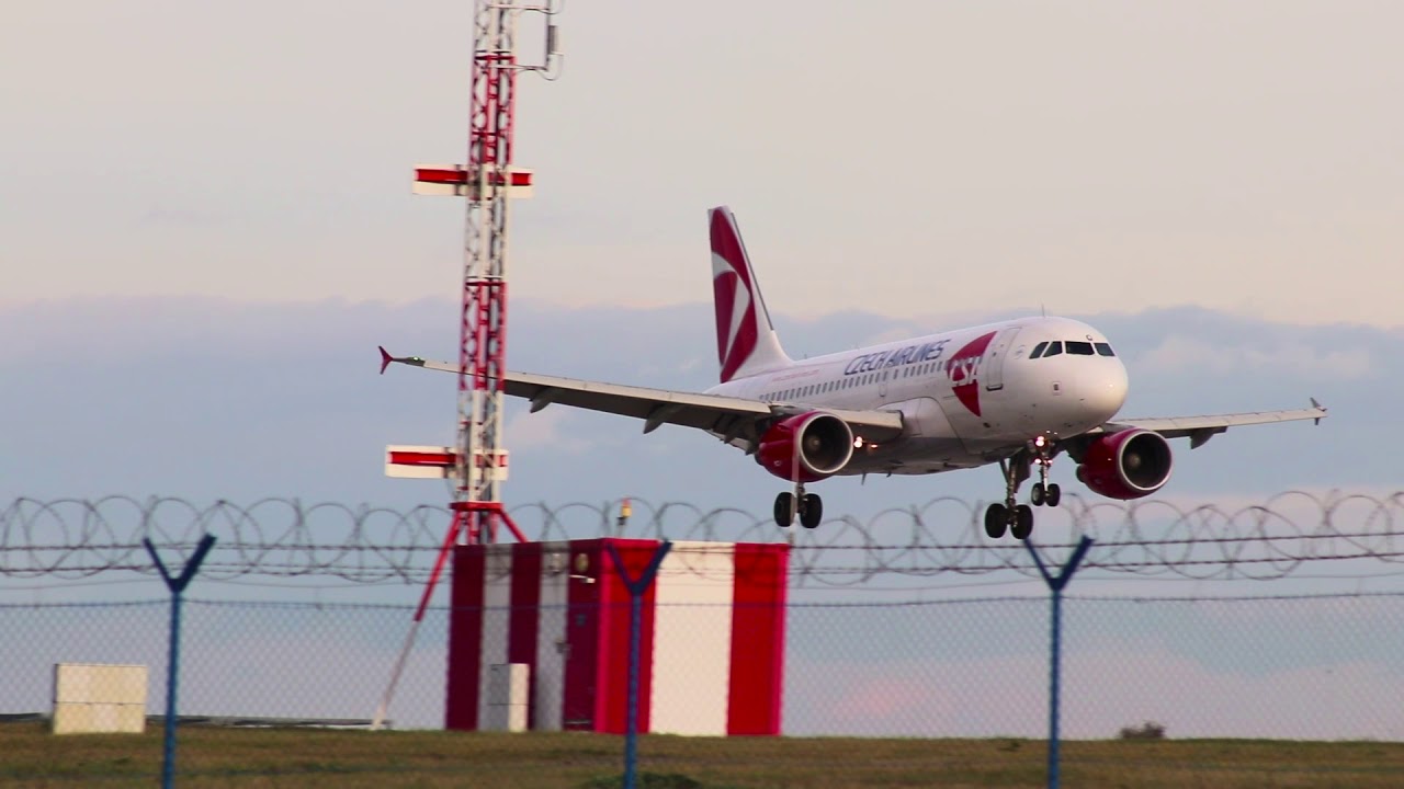 ČSA Airbus A319 Landing at LKPR | LKPR Spotters