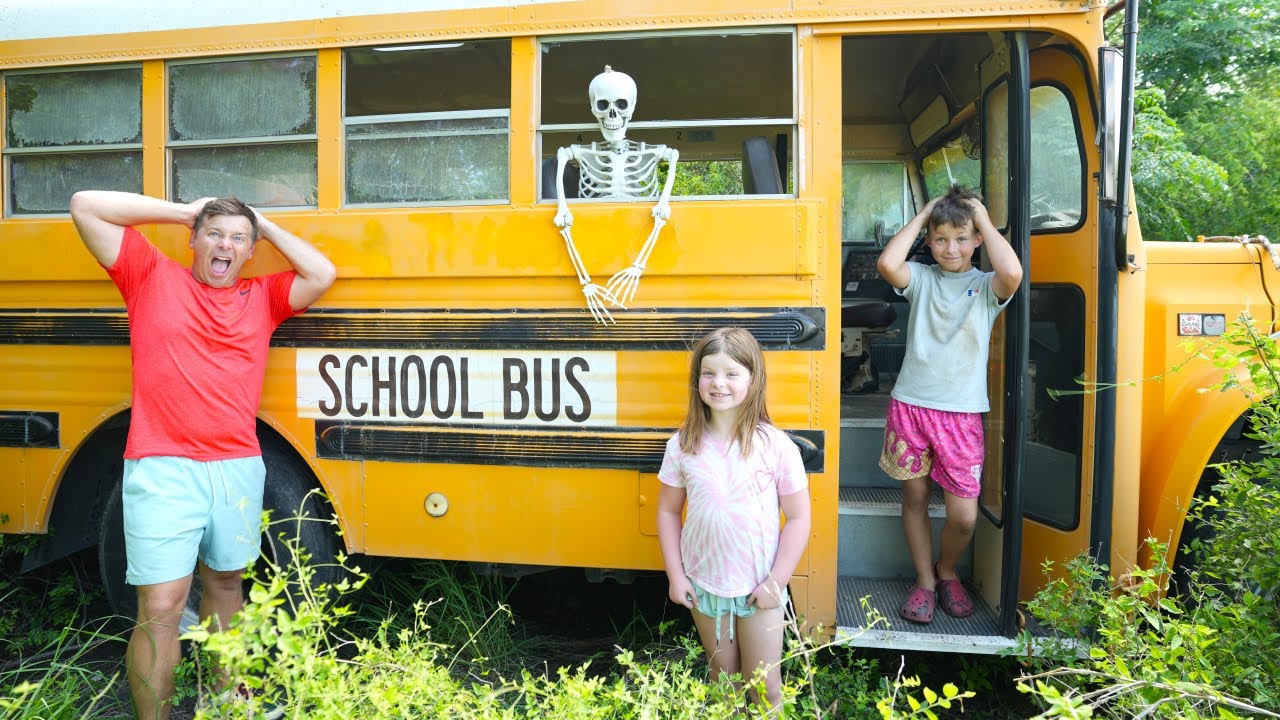 Finding Abandoned School Bus in the Forest | Tractors for kids