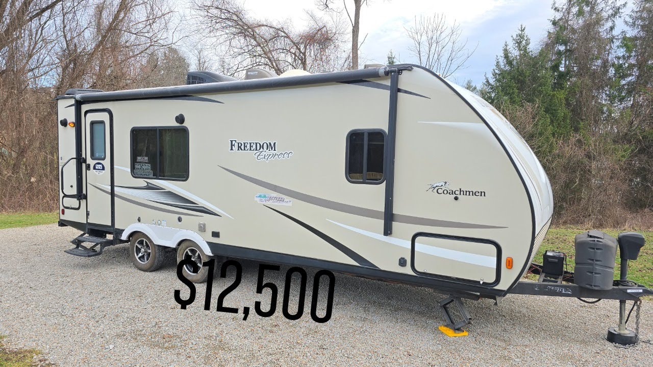 ПРОДАЕТСЯ - Туристический прицеп Coachmen Freedom Express 245RKS 2018 года выпуска - 12 500 долла...