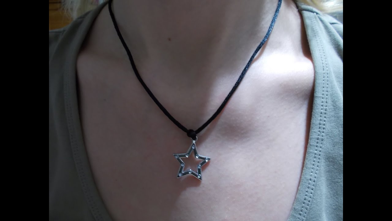 Weavy loops, collier starnight