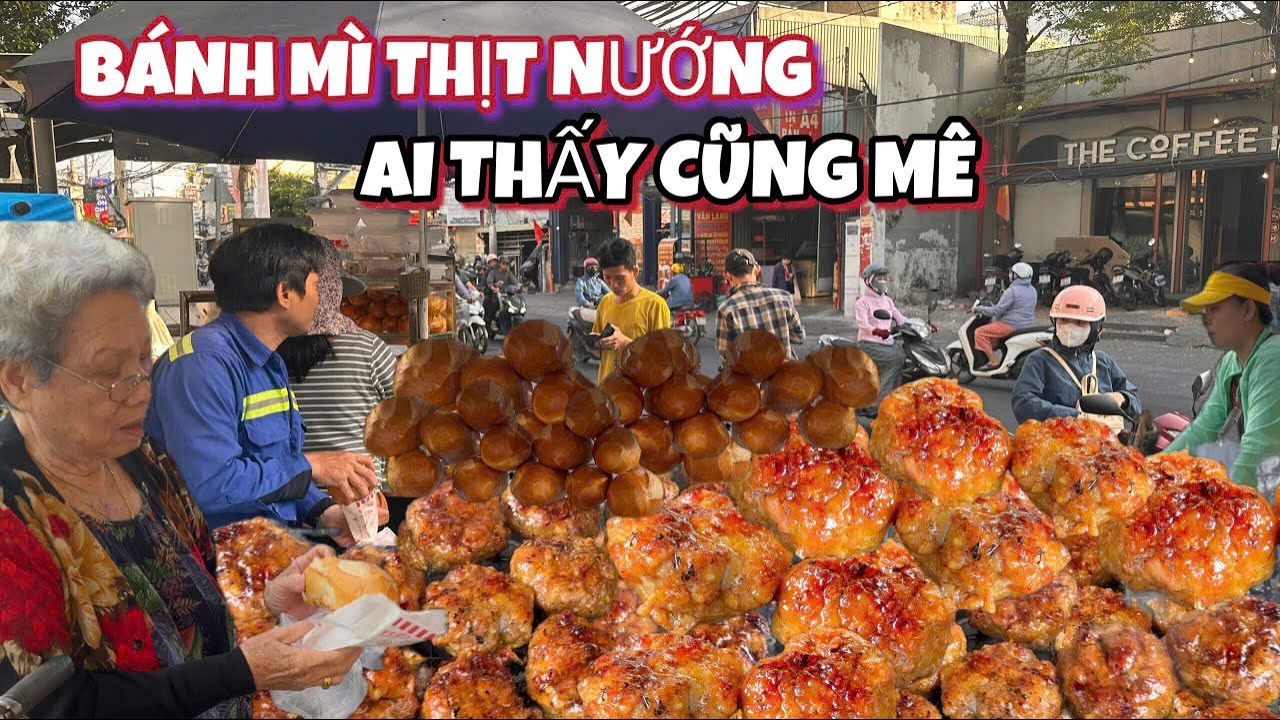 Bánh mì thịt nướng 20k ăn quá đã, sáng nào khách cũng chờ mưa, ai quen thì gọi trước I meamechoi