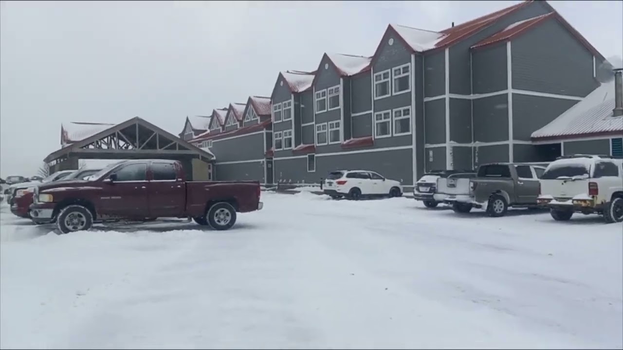 Recorrido de dormitorios a tienda de comestibles  en unisea dutch harbor ak