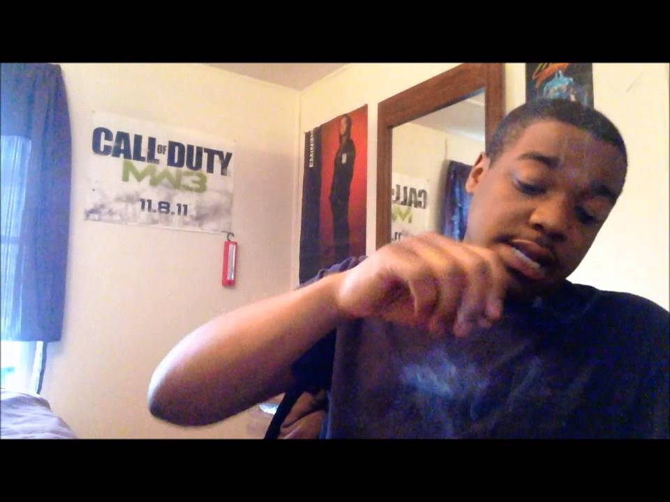 First Time Smoking Weed Story (Smoking a Fat Blunt)